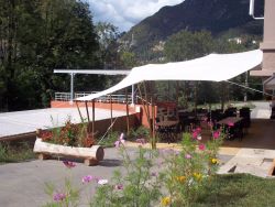 camping_saint_claude_restaurant_vignette